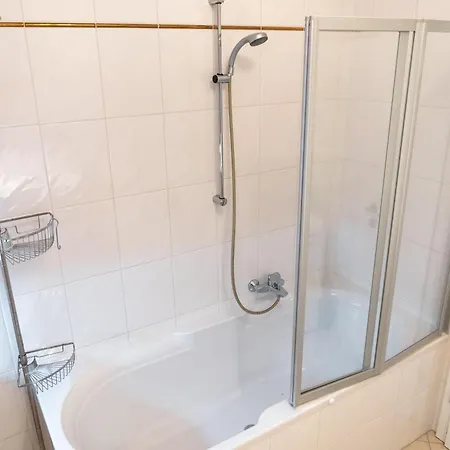Z_woerthersee-apartment Mit Privatem Seezugang Apartment
